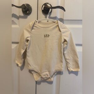 GAP Ivory Long Sleeve unisex Baby long sleeve Bodysuit.